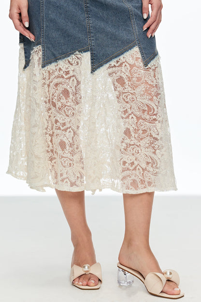 Effortlessly Elegant Garment with a Timeless Design