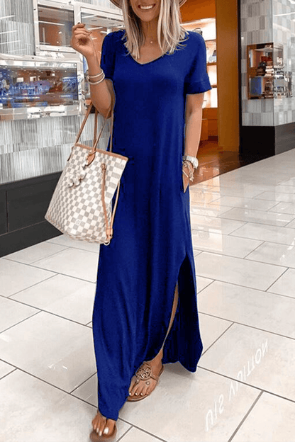 Beautifully Finished Dress in a Timeless Design