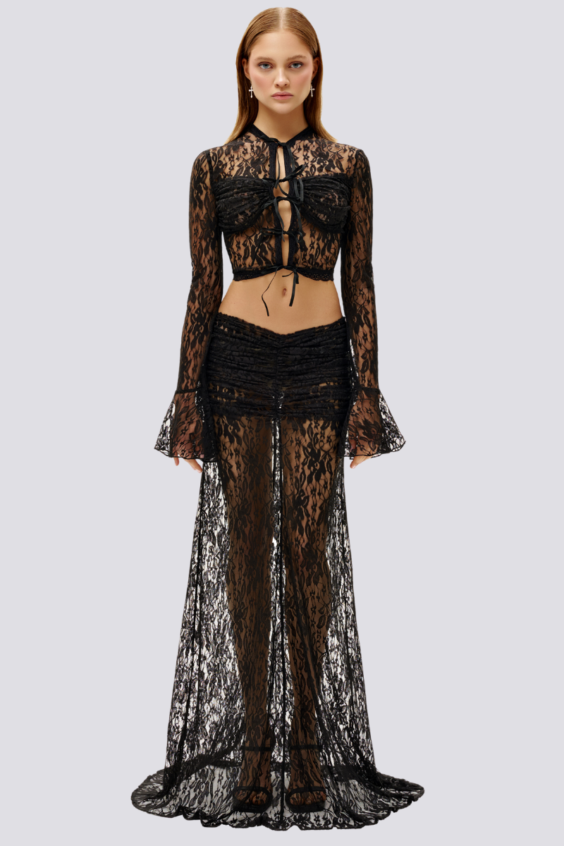 Well Tailored Garment with a Graceful Silhouette