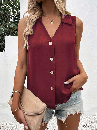 Well Tailored Top with a Graceful Silhouette
