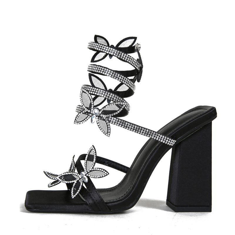 A Vintage Style Heels with Delicate Timeless Details