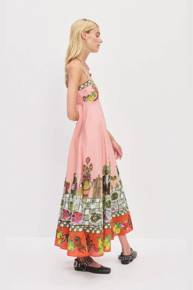 Beautifully Crafted Dress in a Classic Style