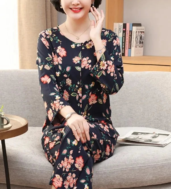 Gracefully Styled Garment for Any Occasion