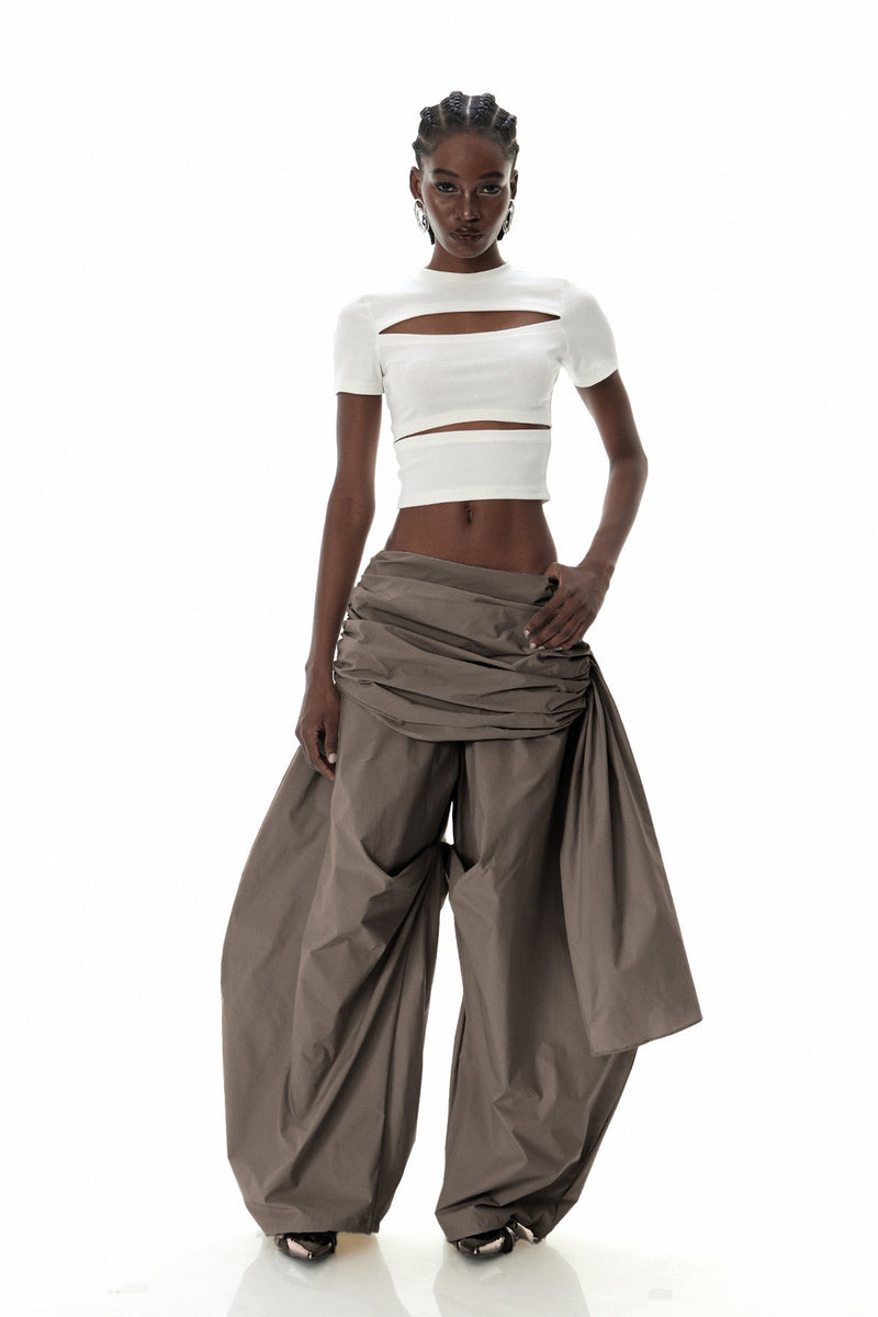 Elegantly Styled Pants for Everyday Wear