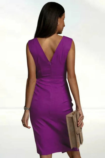 Well Tailored Dress with a Graceful Silhouette