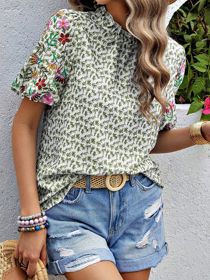 Elegantly Styled T-Shirt for Everyday Wear