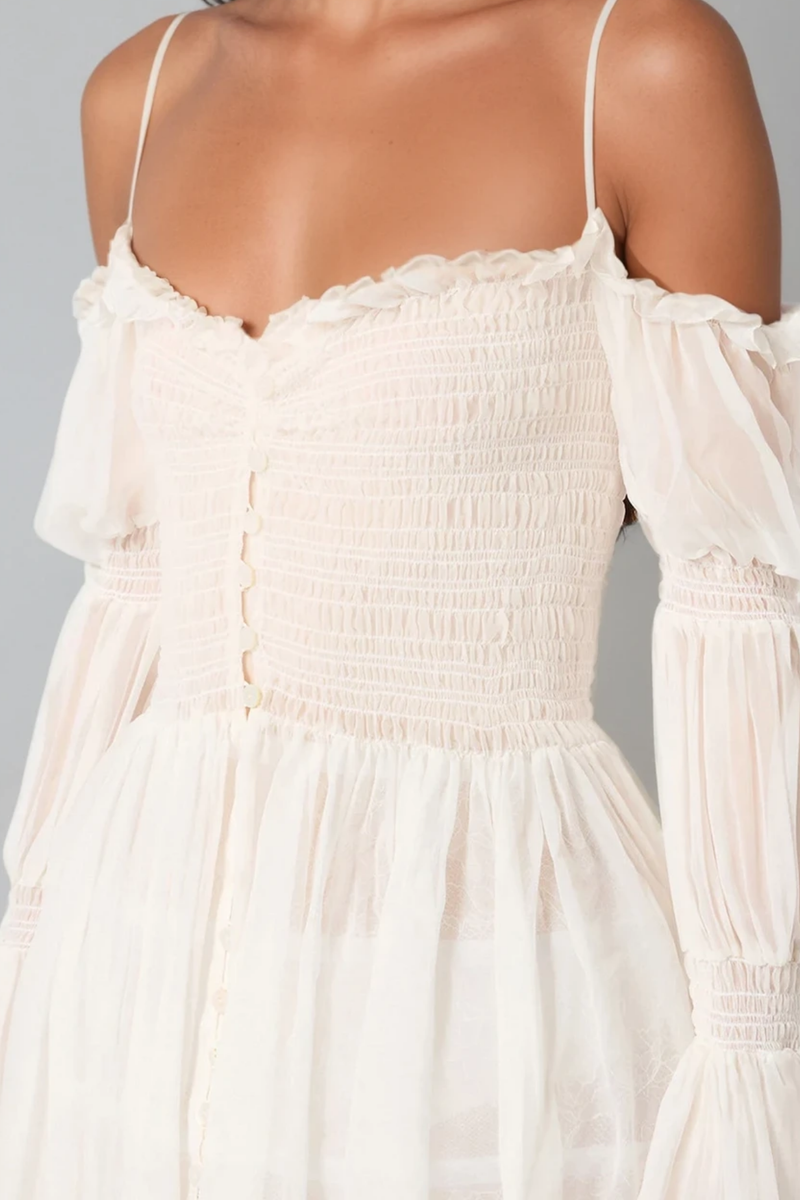 Sophisticated Dress with a Clean Classic Look