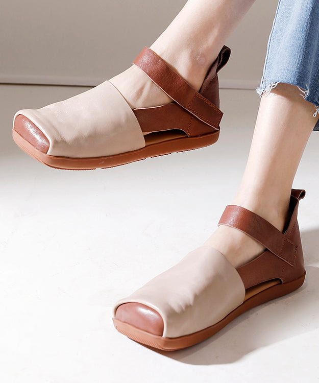 Effortlessly Elegant Shoes with a Timeless Design