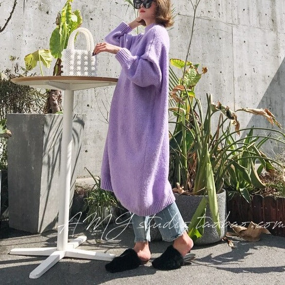 Well Tailored Sweater with a Graceful Silhouette