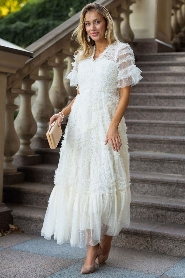 Gracefully Styled Dress for Any Occasion