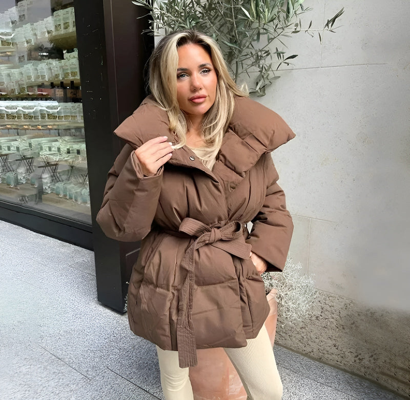 Elegantly Styled Jacket for Everyday Wear