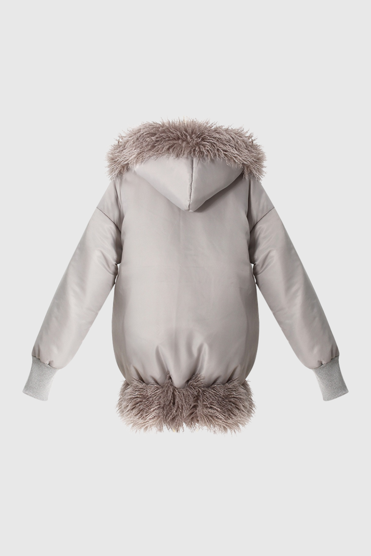 Beautifully Finished Coat in a Timeless Design