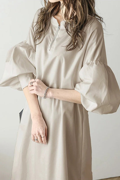 Beautifully Finished Dress in a Timeless Design