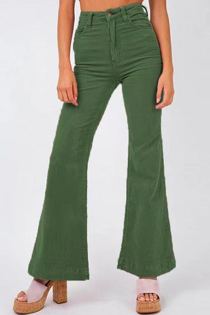 Sophisticated Garment with a Clean Classic Look