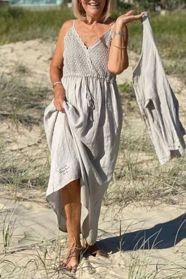 Beautifully Crafted Dress in a Classic Style