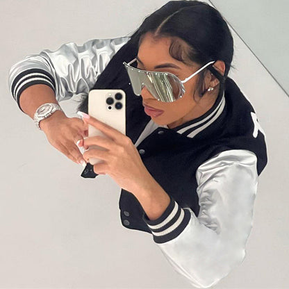 Gracefully Styled Jacket for Any Occasion
