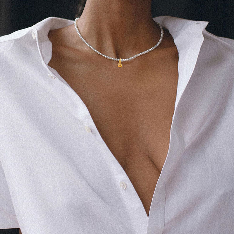 Effortlessly Elegant Garment with a Timeless Design