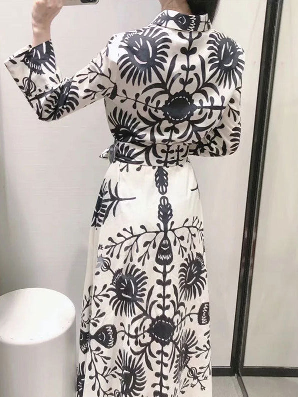 Polished Dress with an Effortless Classic Look
