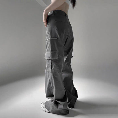 Well Tailored Trousers with a Graceful Silhouette