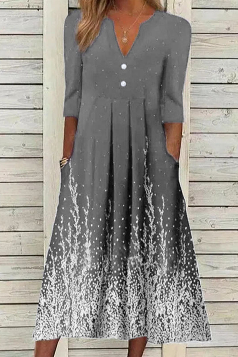 Classic Vintage Dress with a Flattering Fit