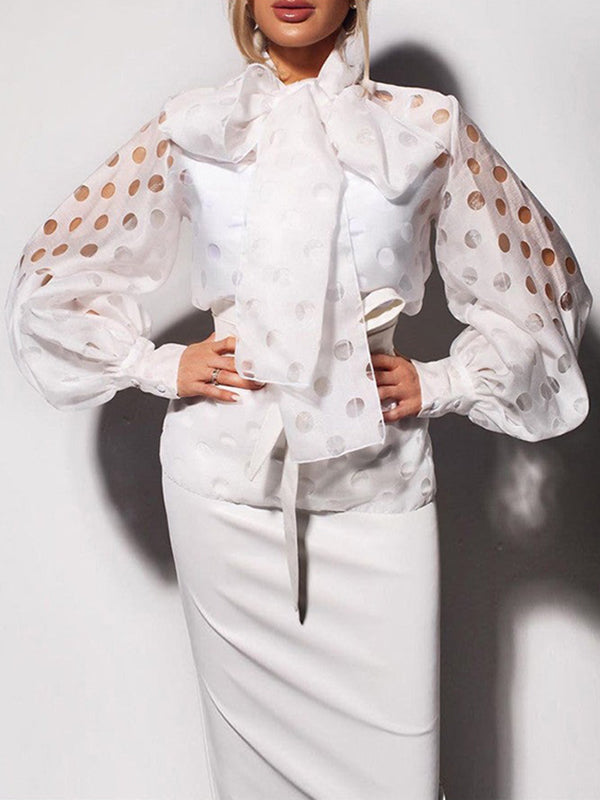 Sophisticated Blouse with a Clean Classic Look