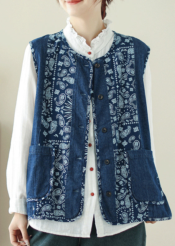 Elegantly Styled Coat for Everyday Wear