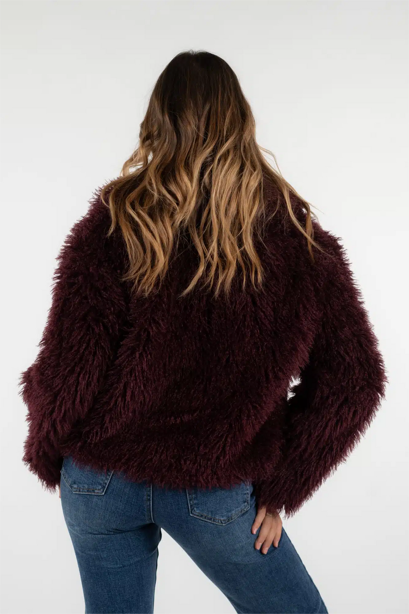 Elegantly Styled Coat for Everyday Wear