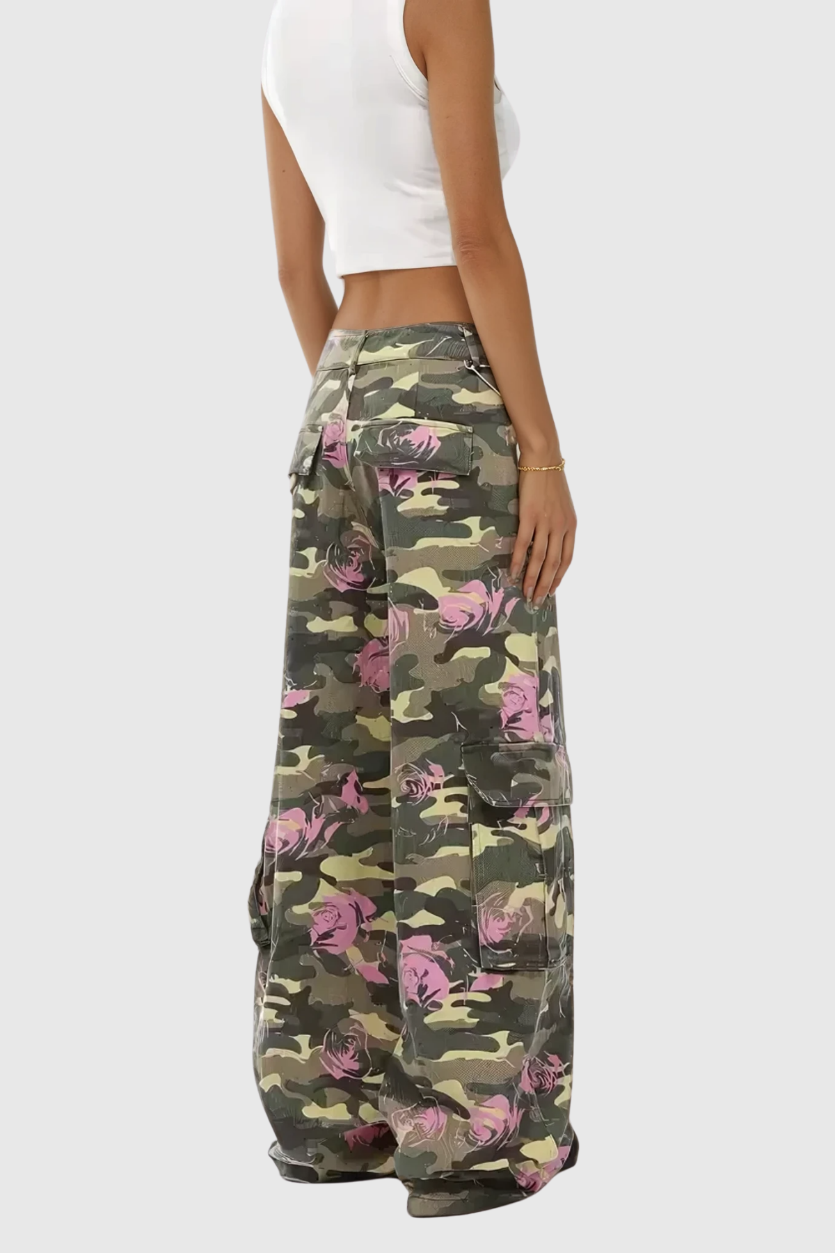 Elegantly Styled Pants for Everyday Wear