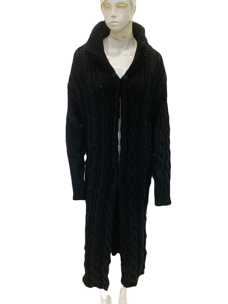 Well Tailored Cardigan with a Graceful Silhouette