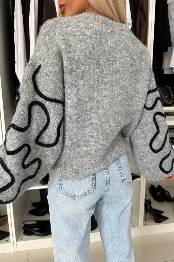 Classic Vintage & Enduringly Stylish Sweater