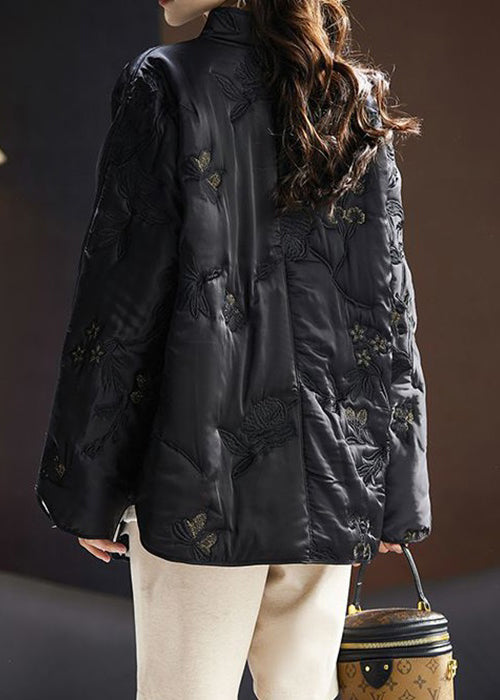 Beautifully Finished Coat in a Timeless Design