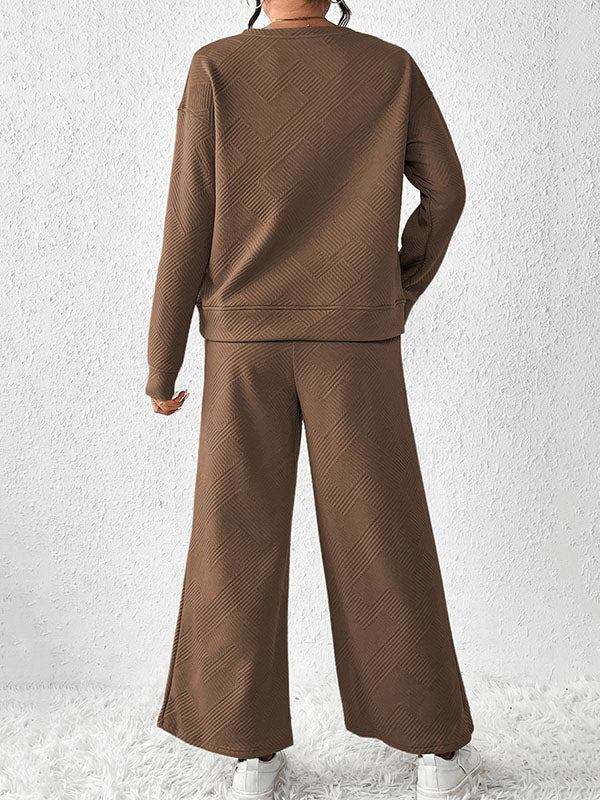 Gracefully Styled Pants for Any Occasion