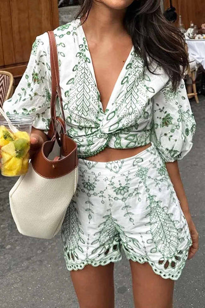 Sophisticated Garment with a Clean Classic Look