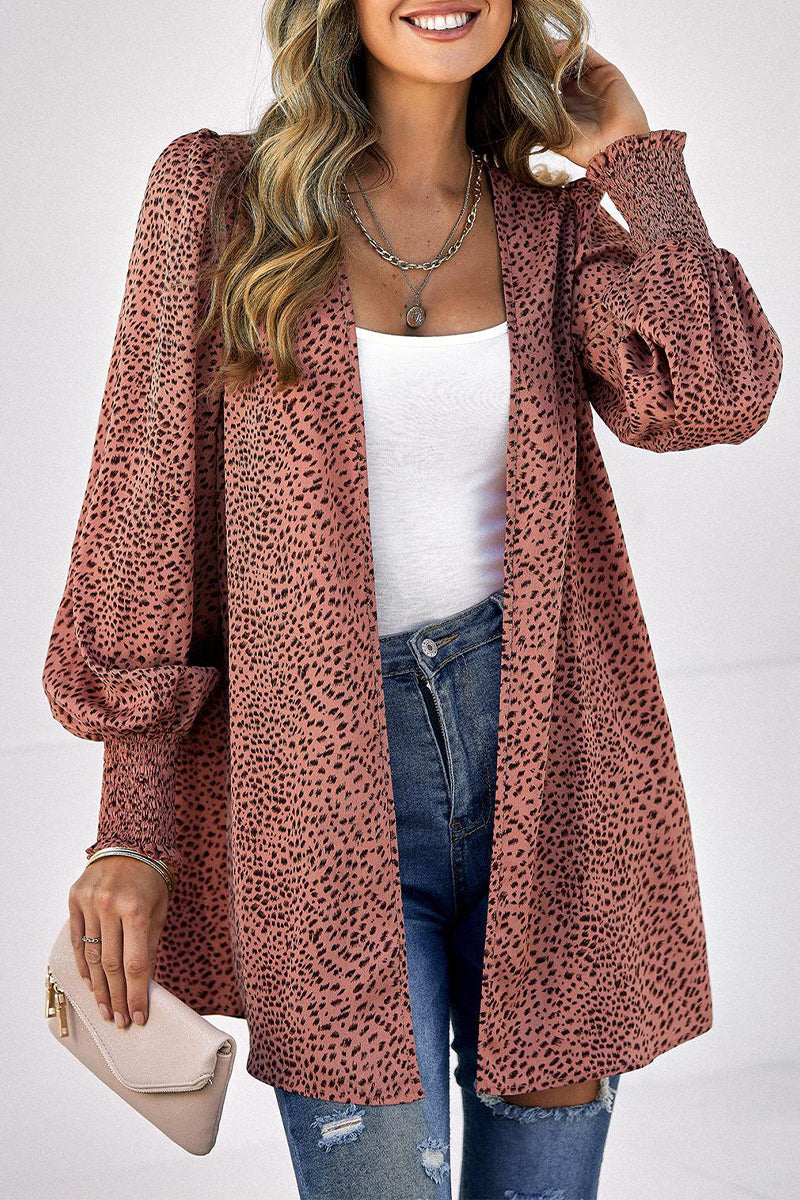 Effortlessly Elegant Top with a Timeless Design