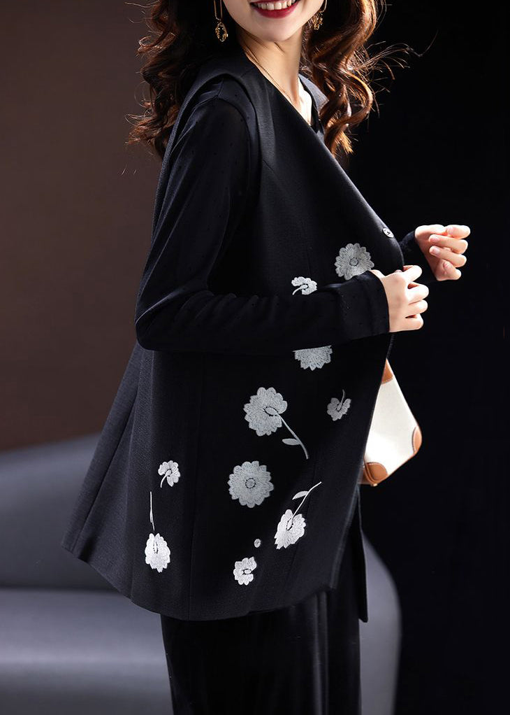 Gracefully Styled Coat for Any Occasion