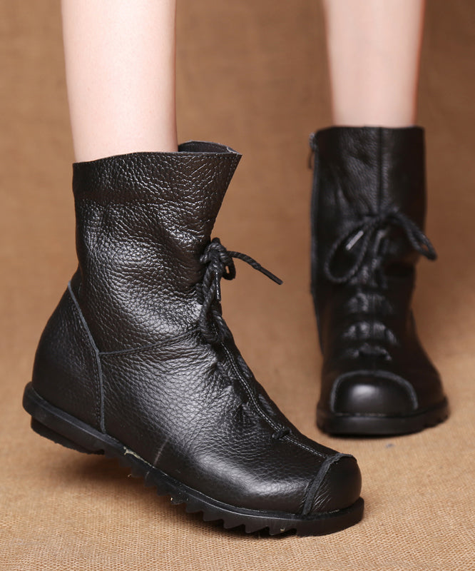 Beautifully Finished Boots in a Timeless Design