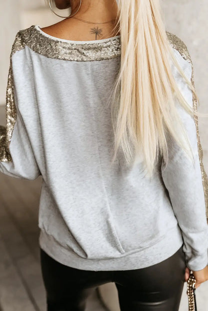 Beautifully Finished Top in a Timeless Design