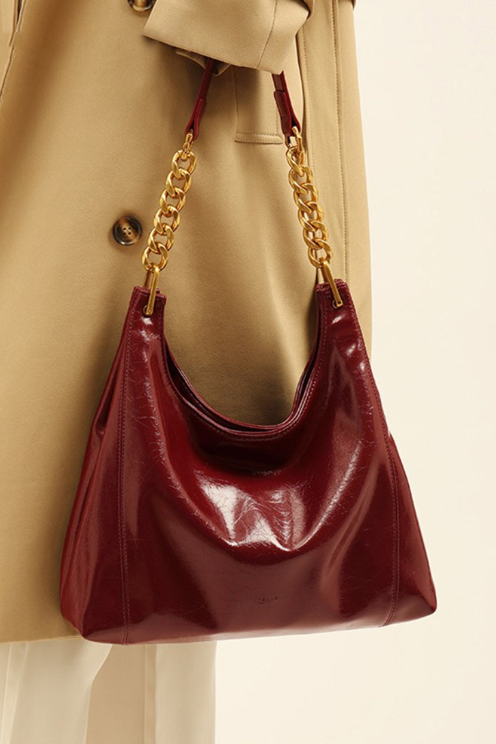 Sophisticated Bag with a Clean Classic Look