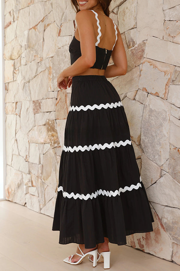 Effortlessly Elegant Garment with a Timeless Design