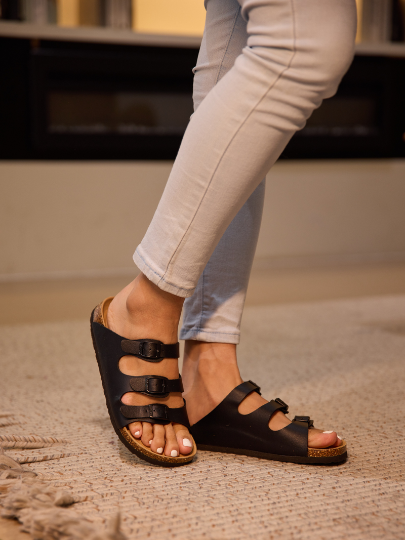 Beautifully Finished Garment in a Timeless Design