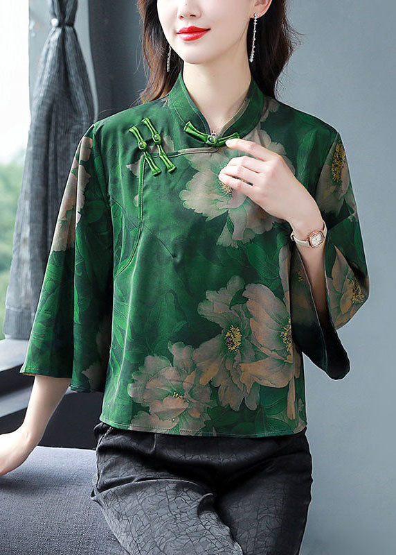 Well Tailored Shirt with a Graceful Silhouette
