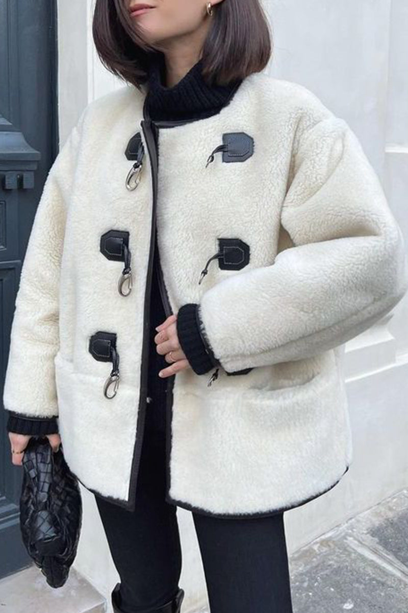 Gracefully Styled Garment for Any Occasion