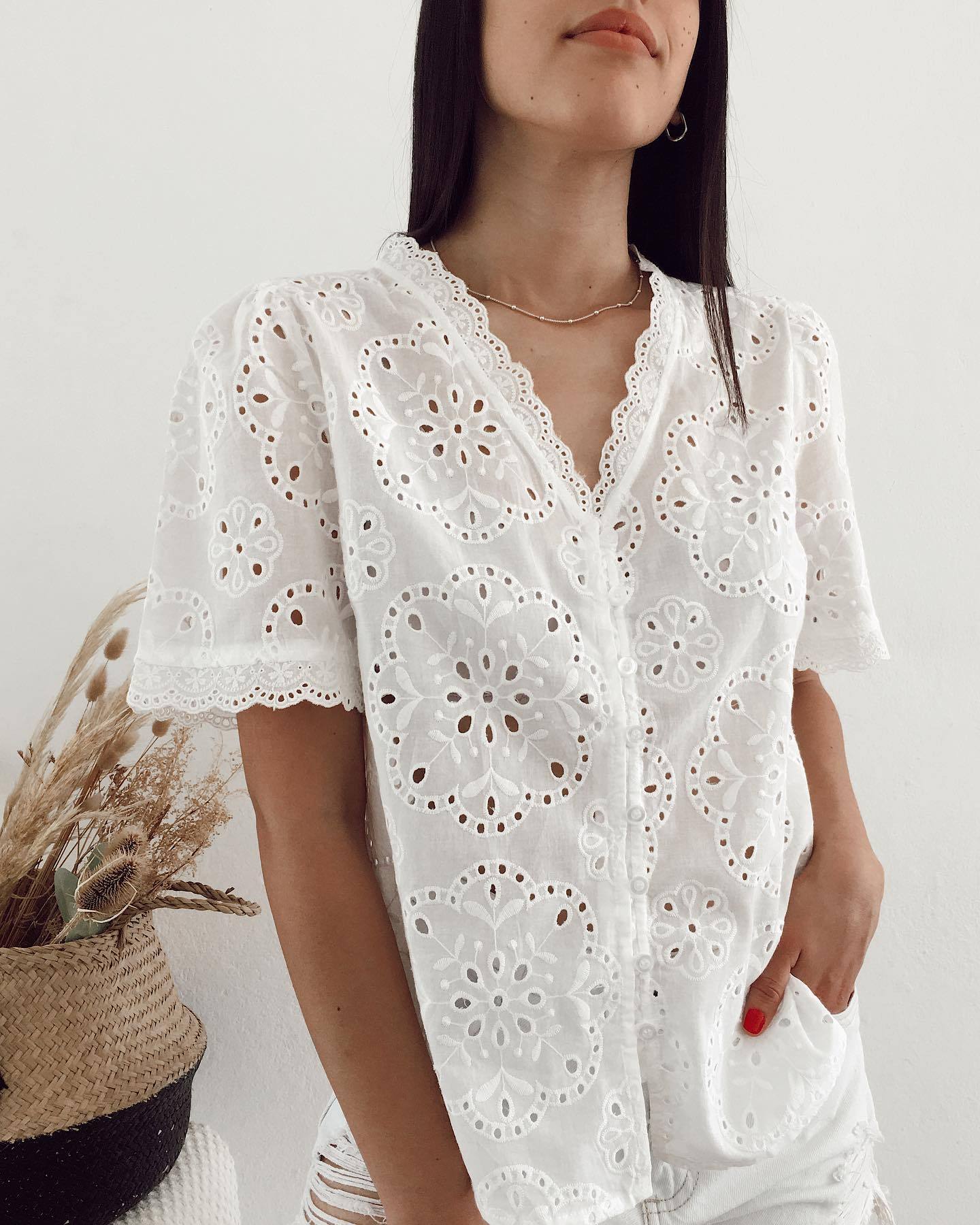 Elegantly Styled Blouse for Everyday Wear