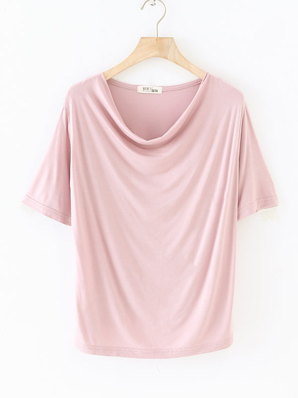 Effortlessly Elegant T-Shirt with a Timeless Design