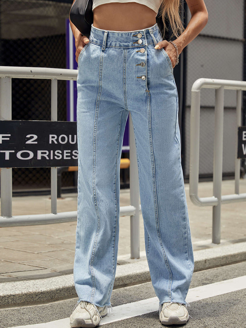 Sophisticated Pants with a Clean Classic Look