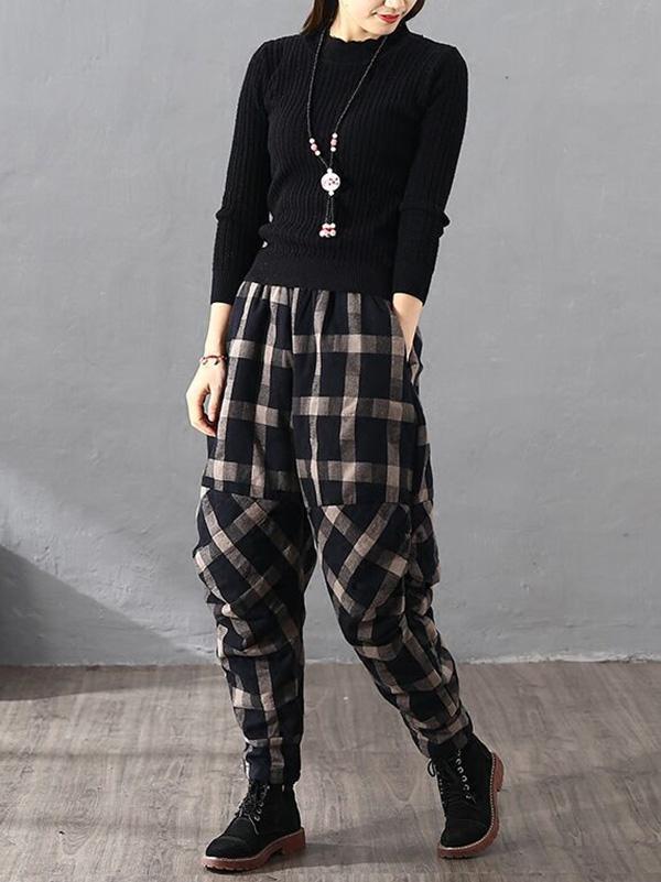 Elegantly Styled Pants for Everyday Wear