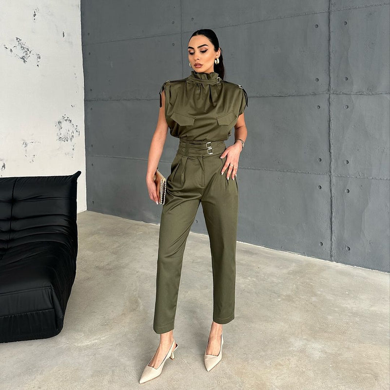 Effortlessly Elegant Garment with a Timeless Design