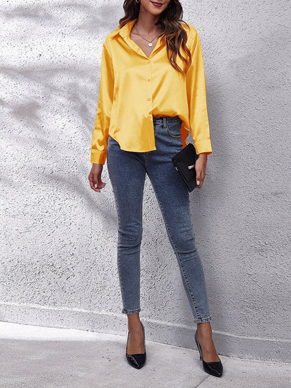 Classic Vintage Blouse with a Flattering Fit