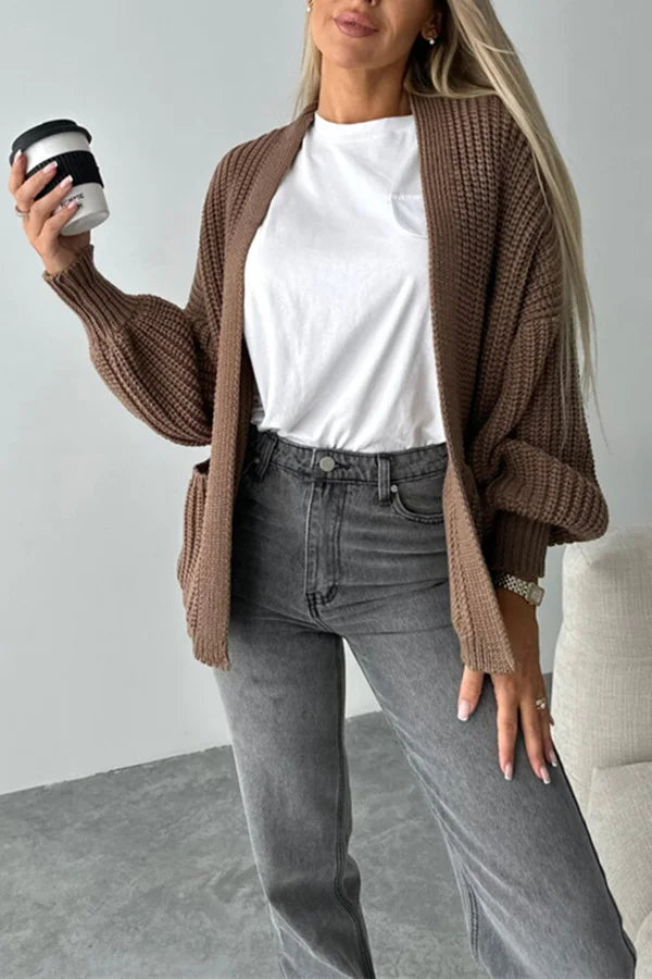 Well Tailored Cardigan with a Graceful Silhouette
