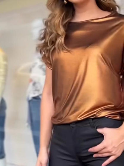 Beautifully Finished Top in a Timeless Design